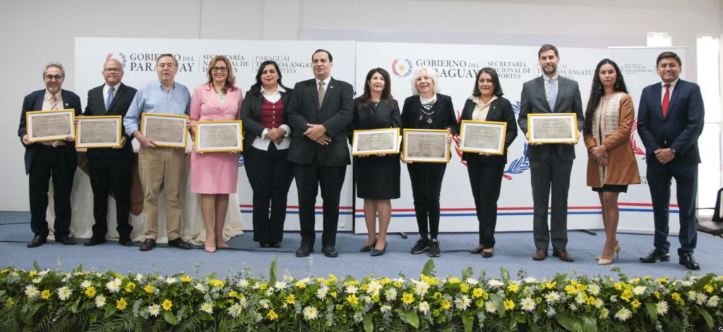 La SPL homenajea a promotores del idioma español en Paraguay